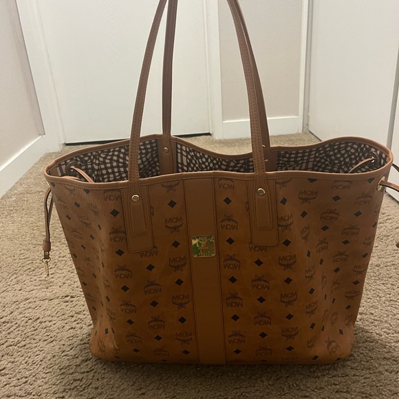 MCM Cognac Visetos Logo Canvas Tote in Brown - Picture 2 of 9